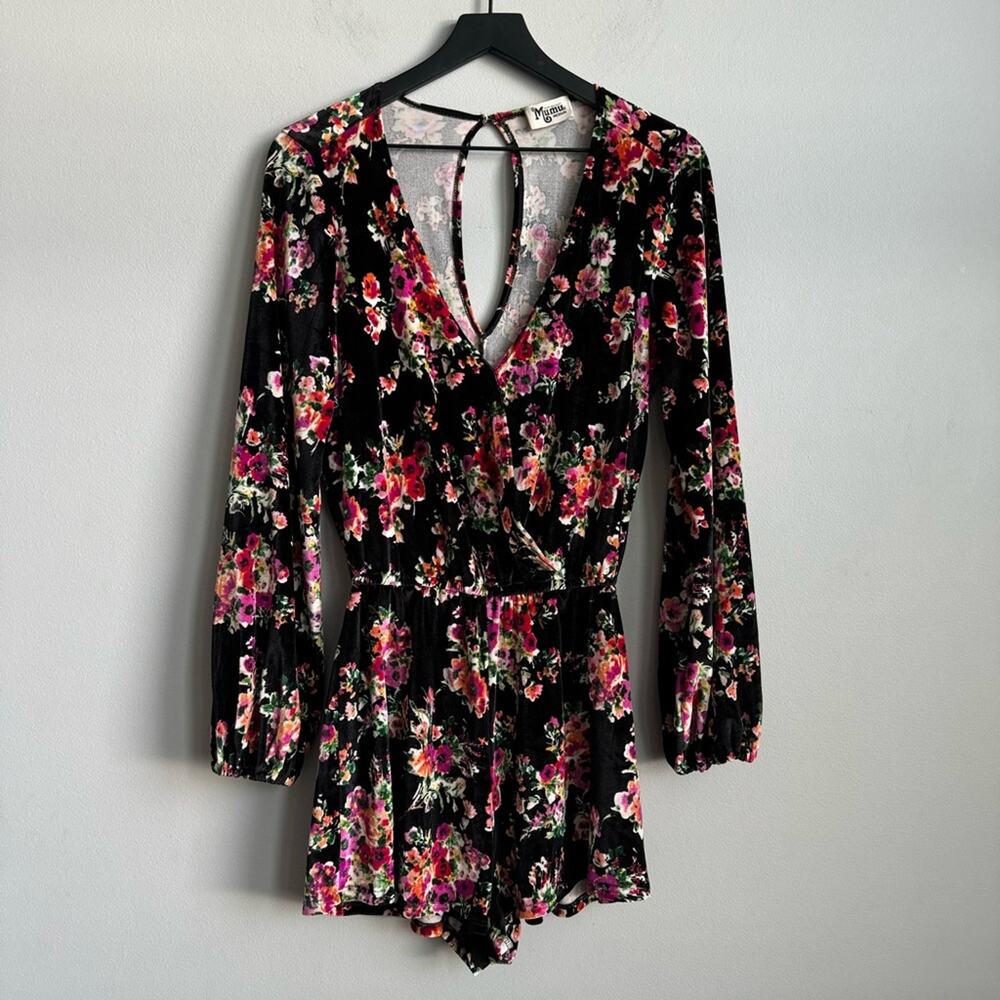 Show Me Your Mumu Kelsey Velvet Floral Romper Size Medium - Picture 3 of 11